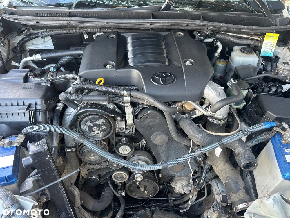 Toyota Land Cruiser LC 3.0 D-4D Prestige - 8