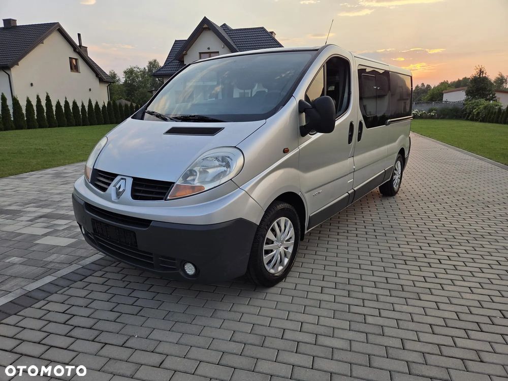 Renault TRAFIC LONG KLIMA TEMPOMAT ORYGINAŁ DUBEL KABINA FULL OPCJA DOPOSAŻONY - 1