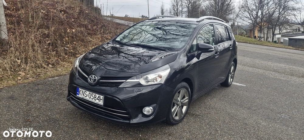 Toyota Verso - 2
