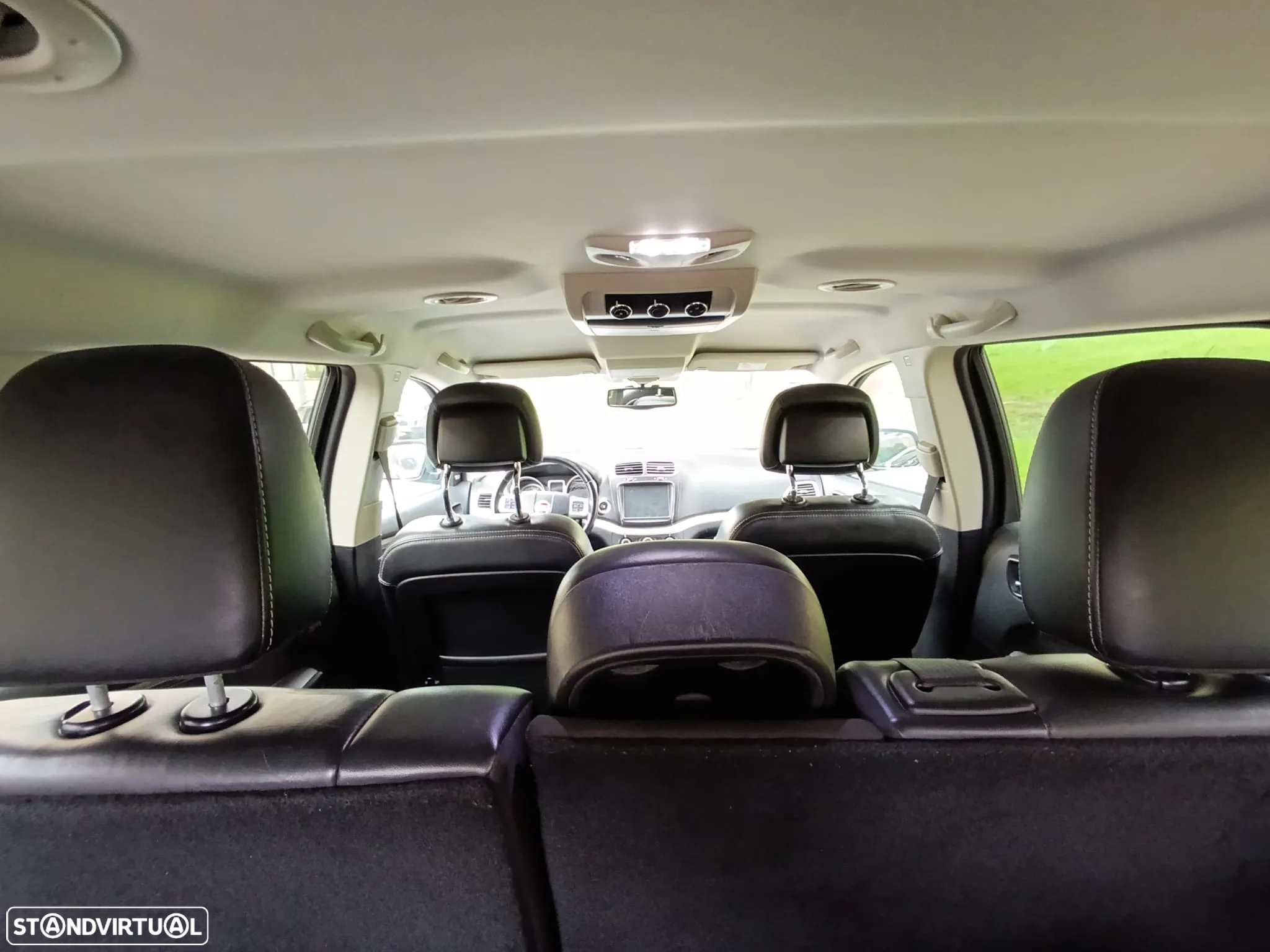 Fiat Freemont 2.0 M-Jet Urban - 23