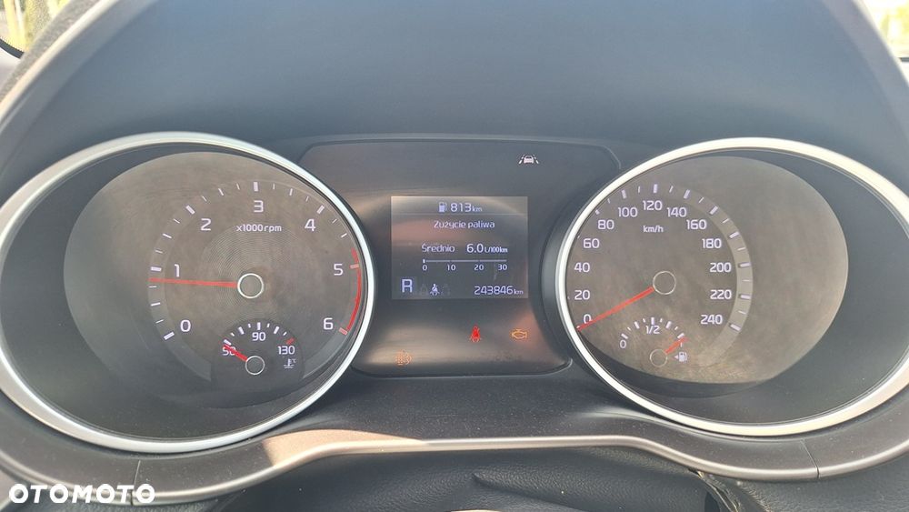 Kia Ceed 1.6 CRDi SCR M - 4