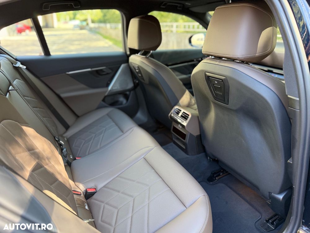 BMW Seria 5 520i AT MHEV - 20