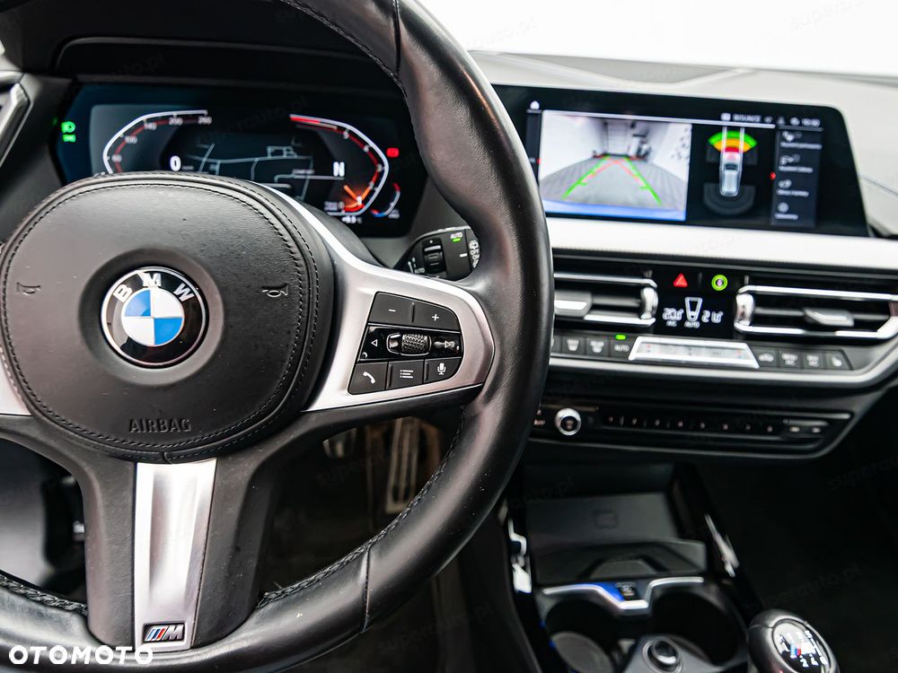 BMW Seria 1 118i - 20