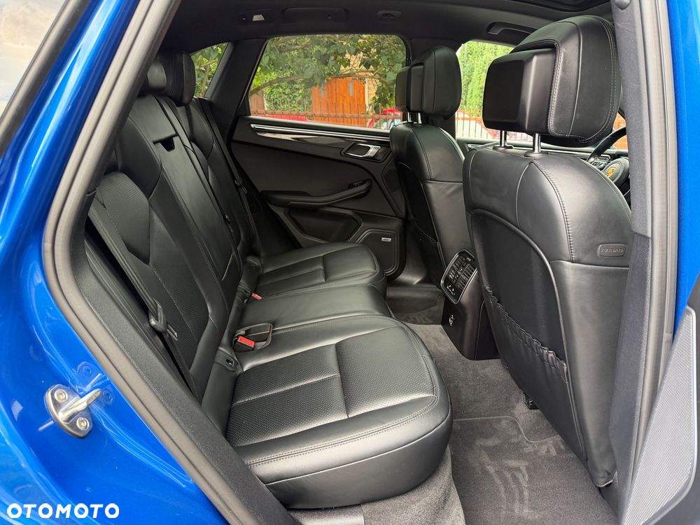 Porsche Macan Standard - 12