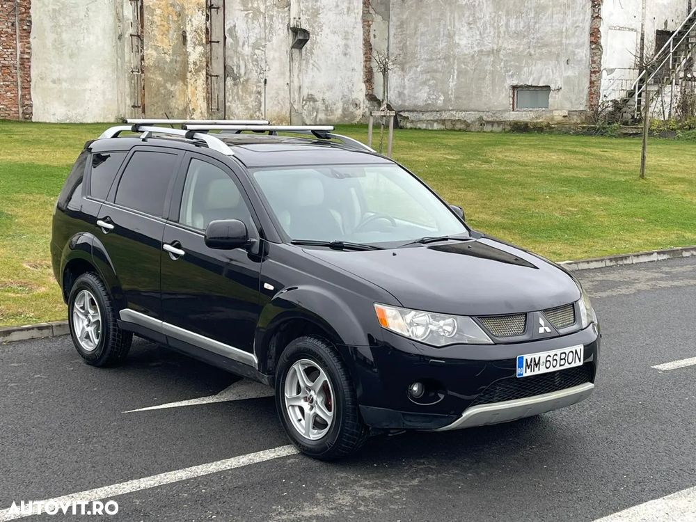 Mitsubishi Outlander 2.2 DI-D 4WD Invite - 38