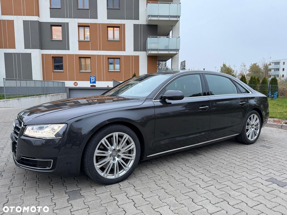 Audi A8 - 10