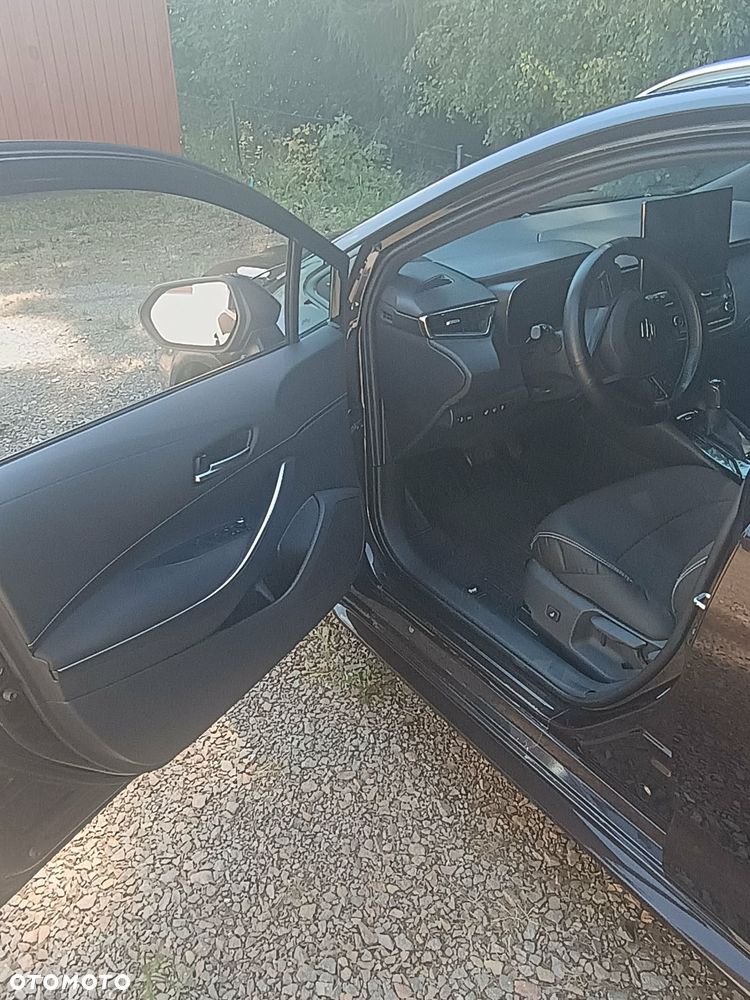 Suzuki Swace 1.8 Hybrid Premium Plus CVT - 6