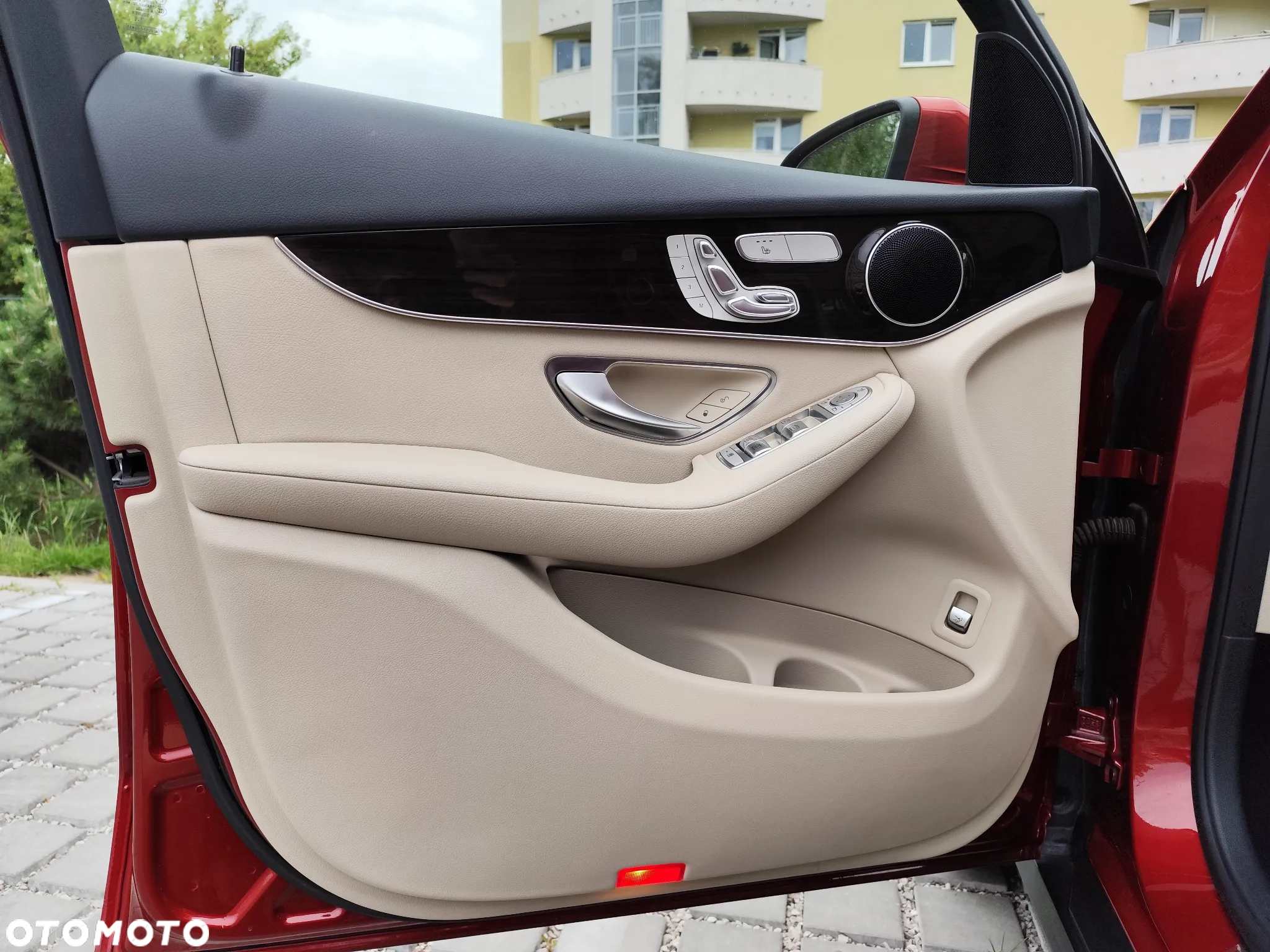 Mercedes-Benz GLC 300 4Matic 9G-TRONIC - 19