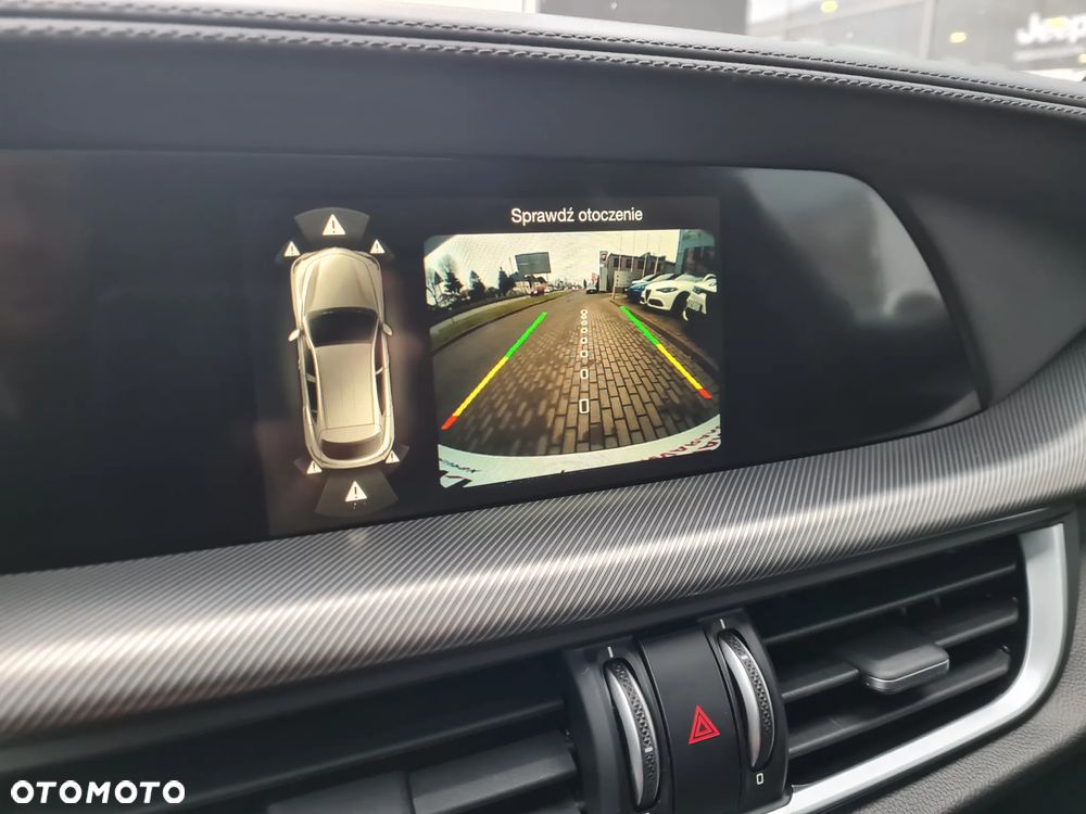 Alfa Romeo Stelvio 2.0 Turbo Executive Q4 - 22