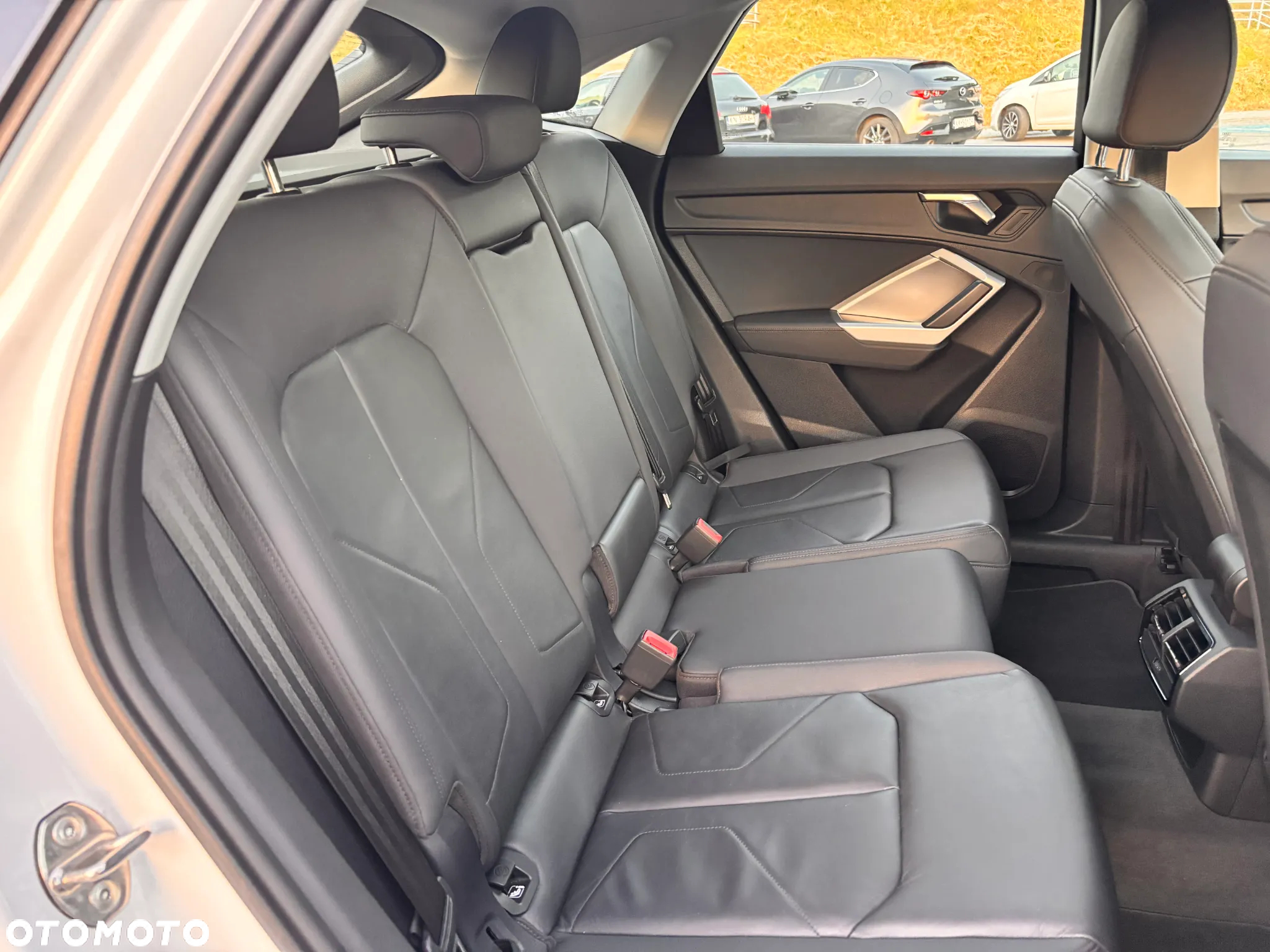 Audi Q3 35 TFSI S tronic - 14