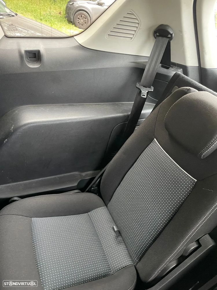 Ford S-Max 1.6 TDCi DPF S&S Titanium - 12