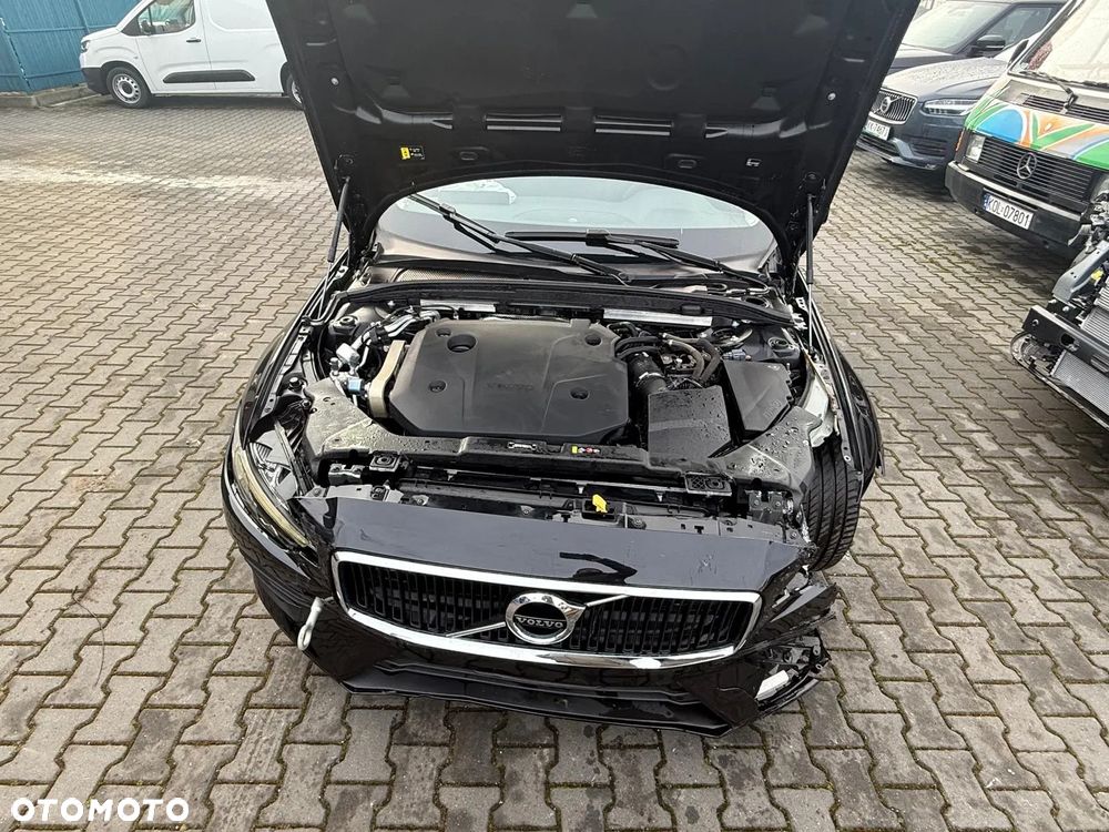 Volvo V60 D3 Momentum - 34