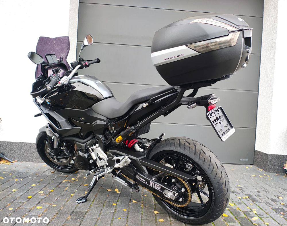 BMW XR - 11