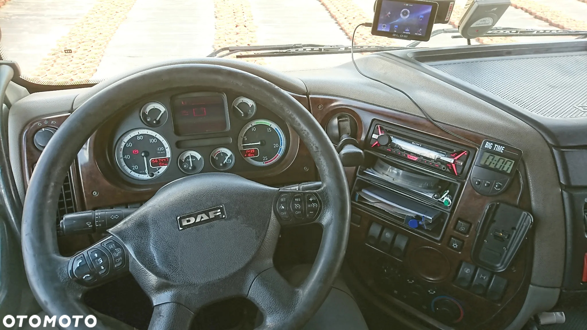 DAF XF 105.460 - 12