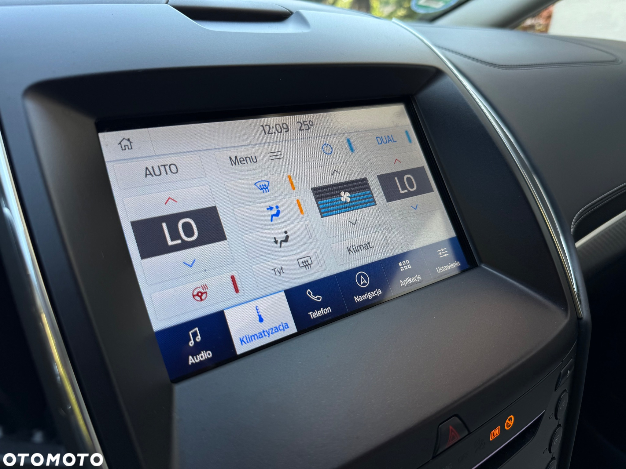 Ford S-Max 2.0 EcoBlue VIGNALE - 25