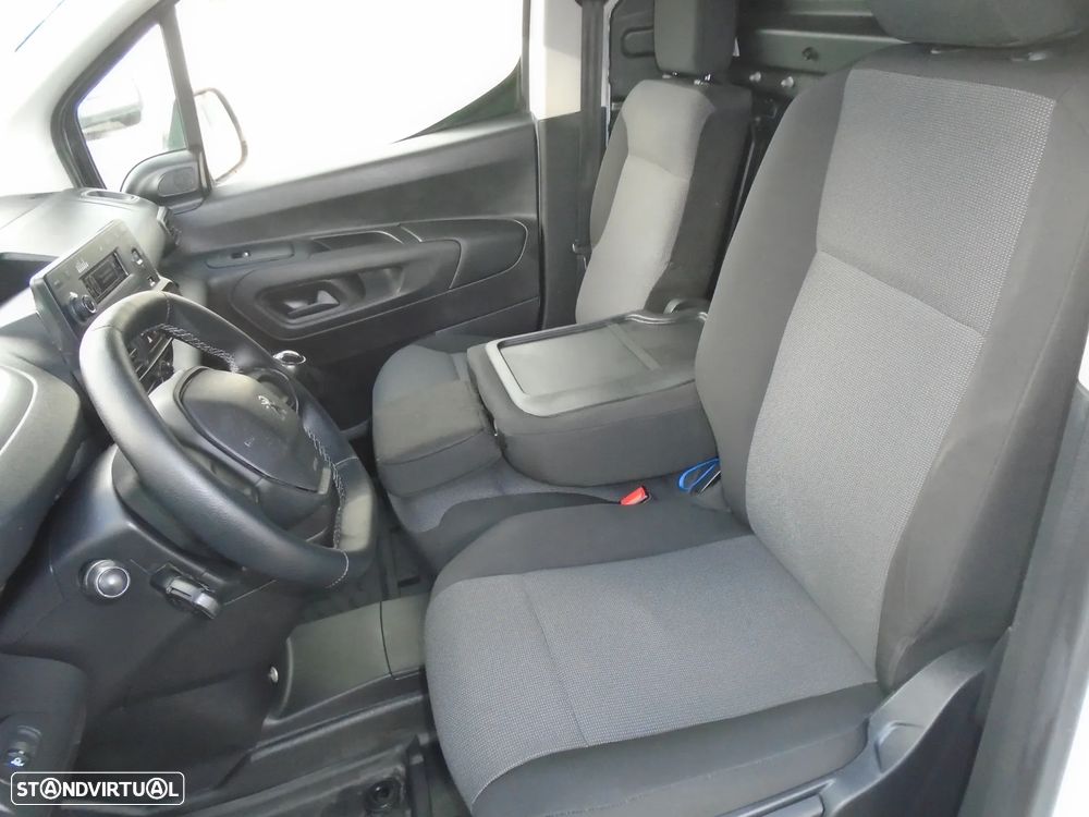 Peugeot PARTNER  LONGA-3 LUGARES 102 CV-NACIONAL-IVA DEDUTIVEL - 25