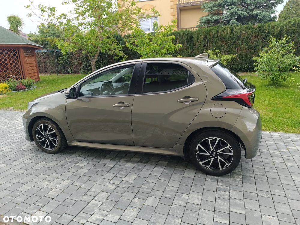 Toyota Yaris 1.0 Premium - 10