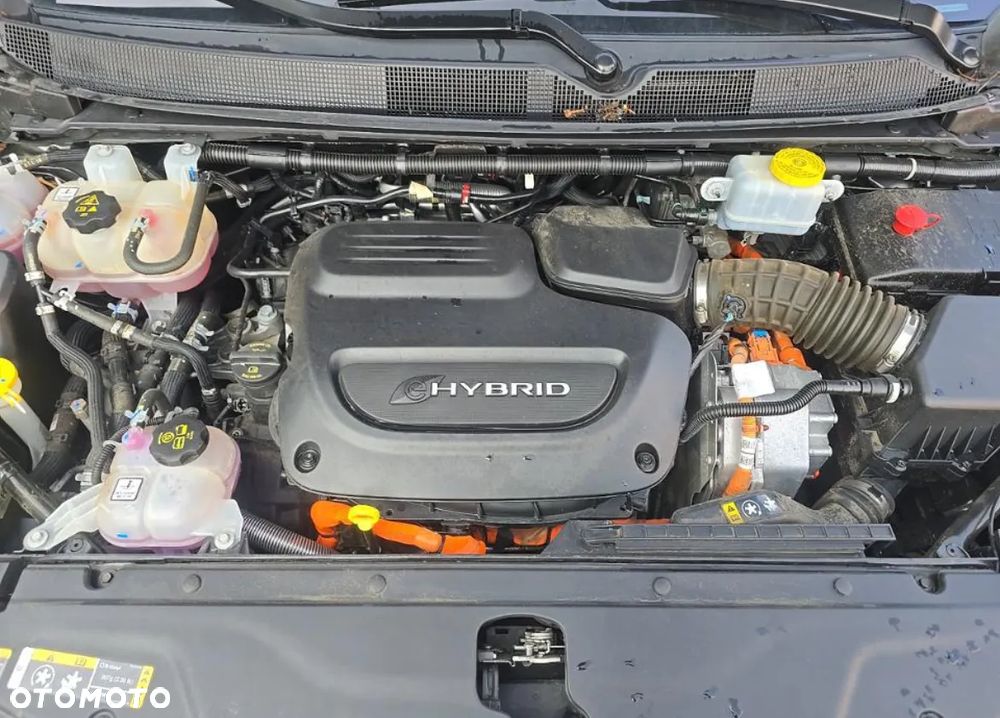 Chrysler Pacifica - 16