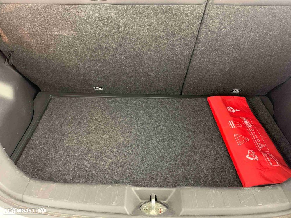 Mitsubishi Space Star 1.2 Intense - 13