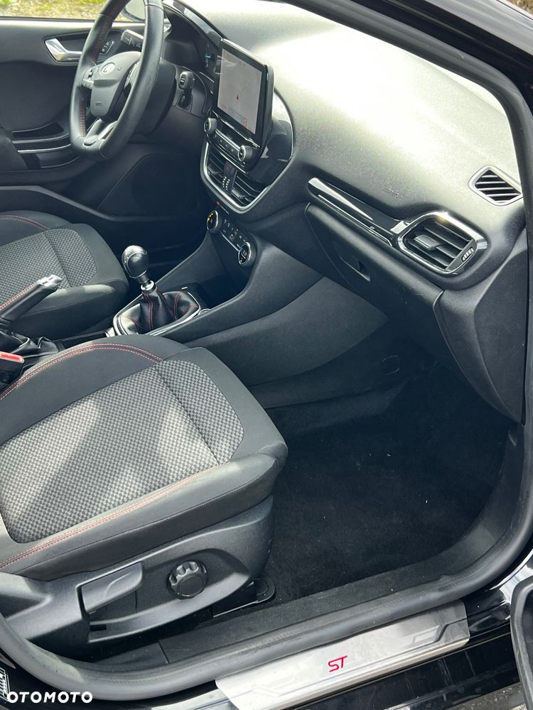 Ford Fiesta - 11