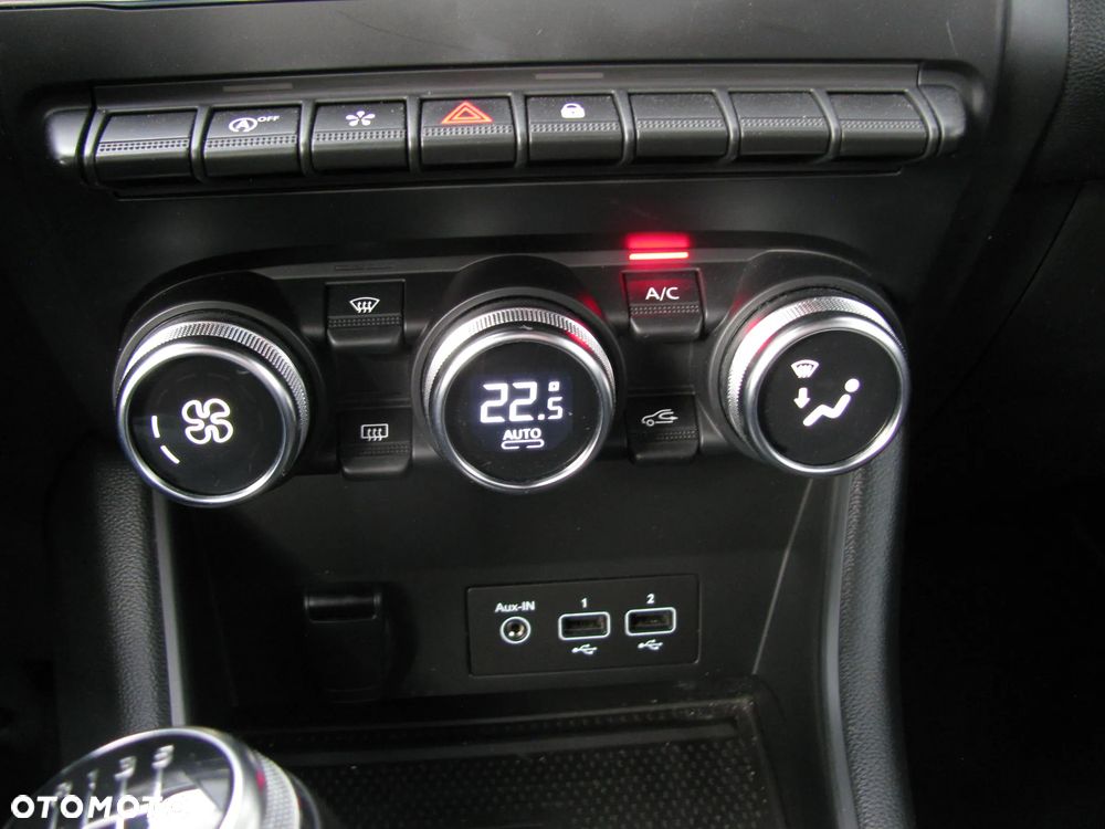 Renault Captur TCe 90 INTENS - 19