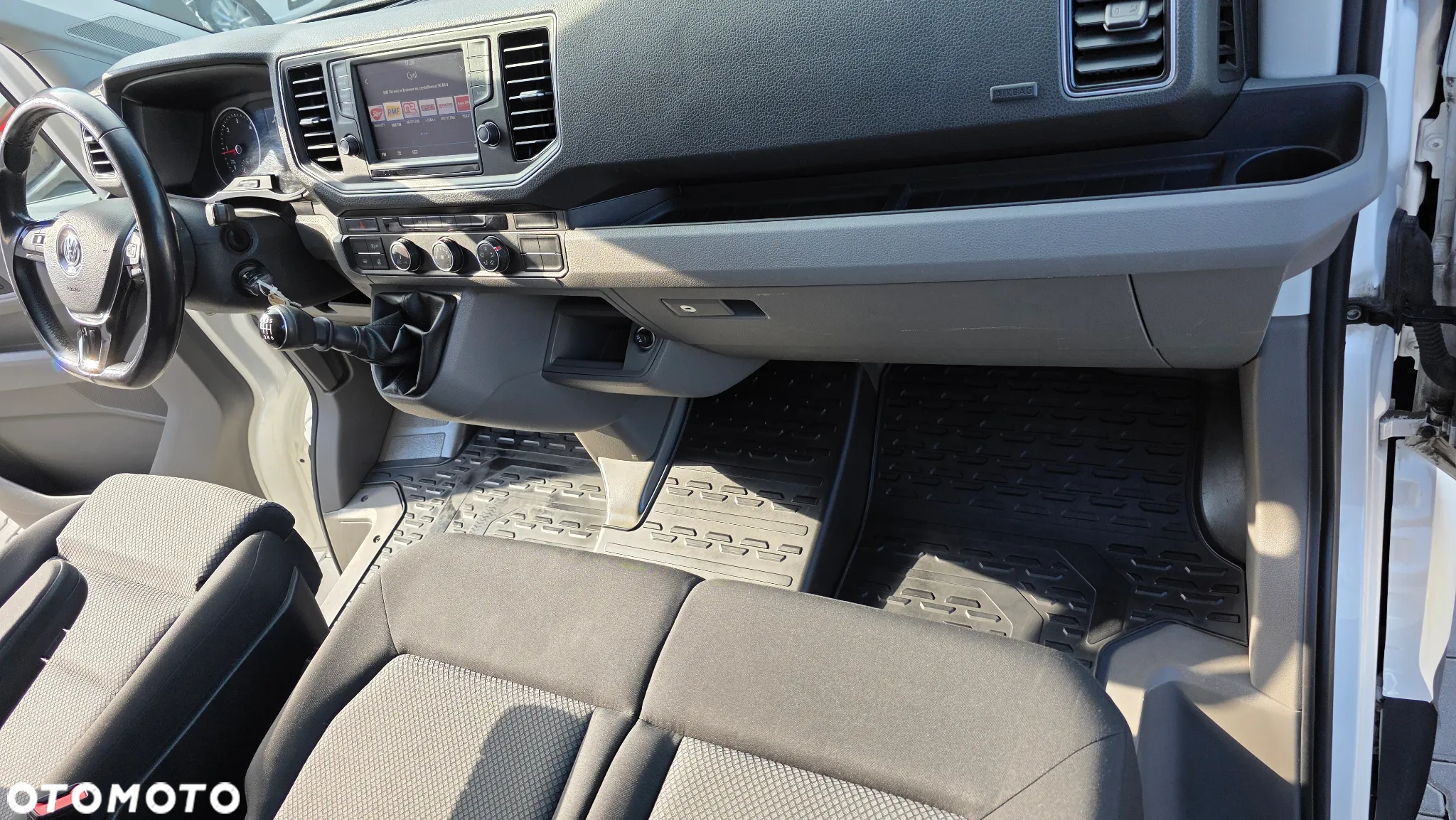 Volkswagen Crafter - 28