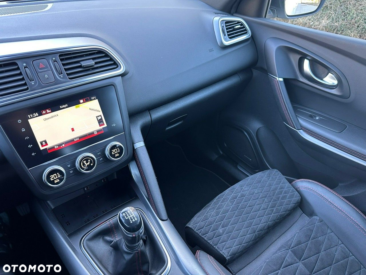 Renault Kadjar TCe 160 GPF BOSE EDITION - 18