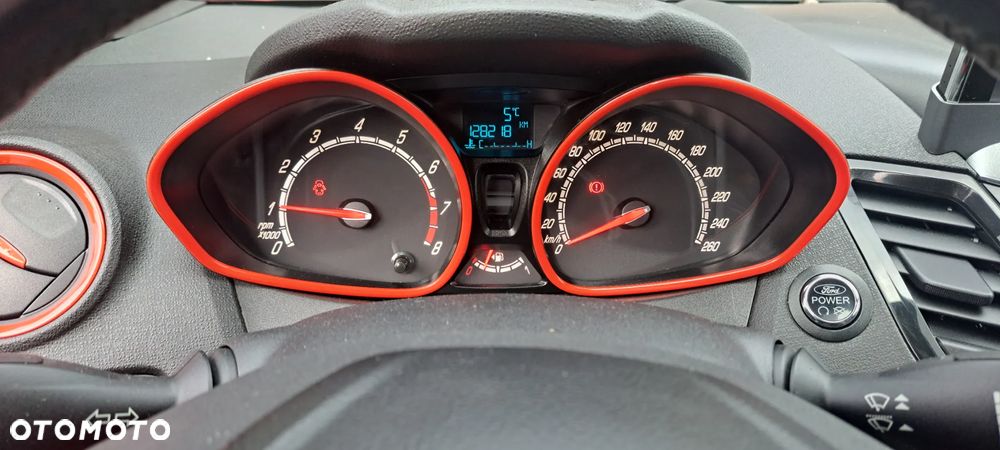 Ford Fiesta 1.6 EcoBoost ST - 17