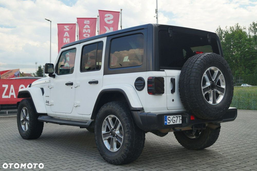 Jeep Wrangler - 5