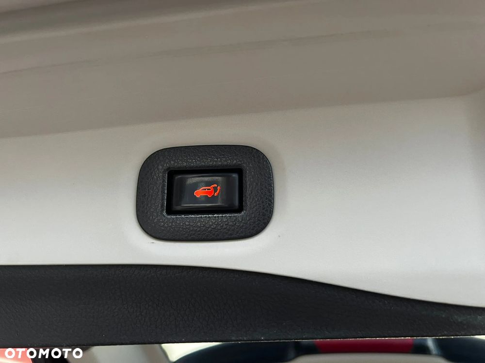 Nissan X-Trail 2.0 dCi Tekna Xtronic 4WD - 30