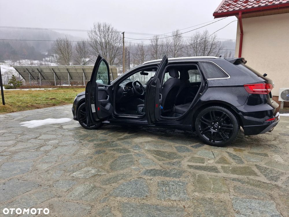 Audi A3 Sportback 2.0 TDI (clean diesel) quattro S tronic S line Sportpaket - 12