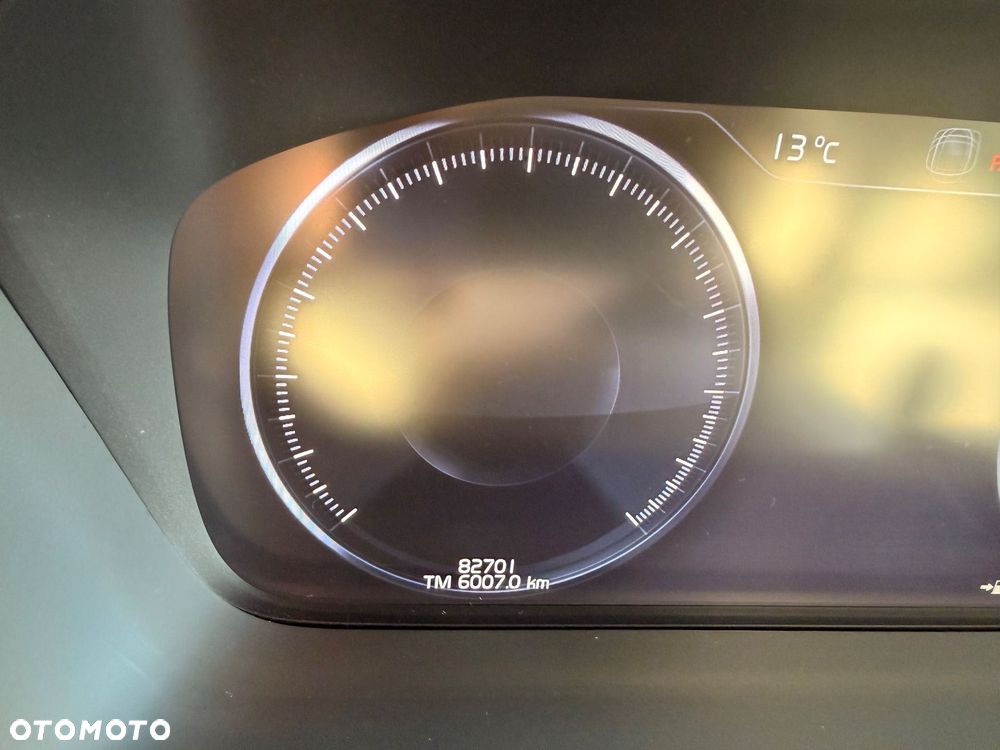 Volvo XC 90 T5 AWD Momentum 7os - 27