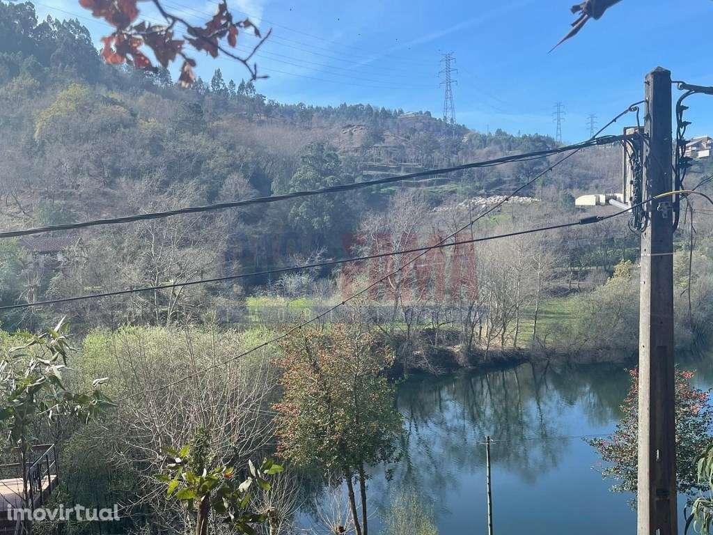 Terreno em São Miguel - Caniçada (Gerês) - Grande imagem: 3/22