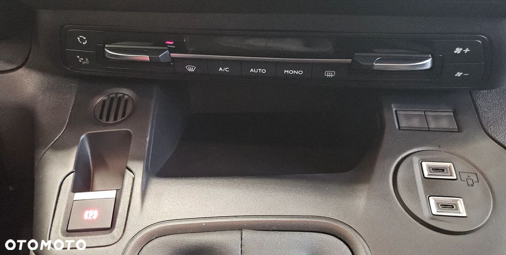 Toyota Proace City Verso 1.5 D-4D Family - 15