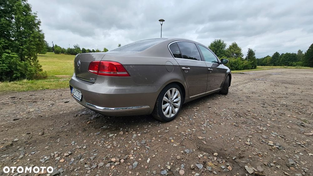 Volkswagen Passat 2.0 TDI DPF Comfortline DSG - 15
