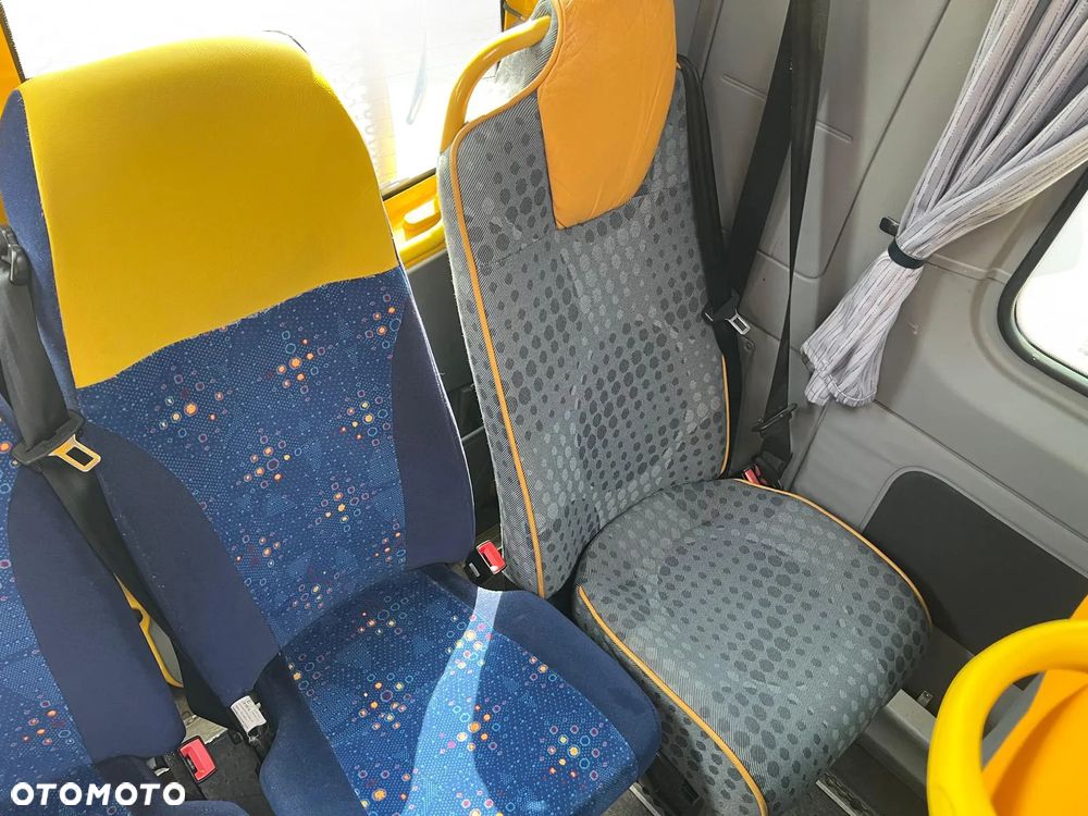 Volkswagen Crafter AUTOBUS - 37
