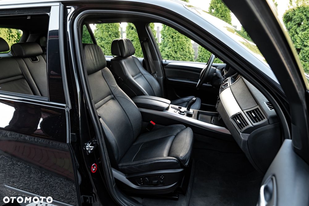 BMW X5 xDrive35d - 25