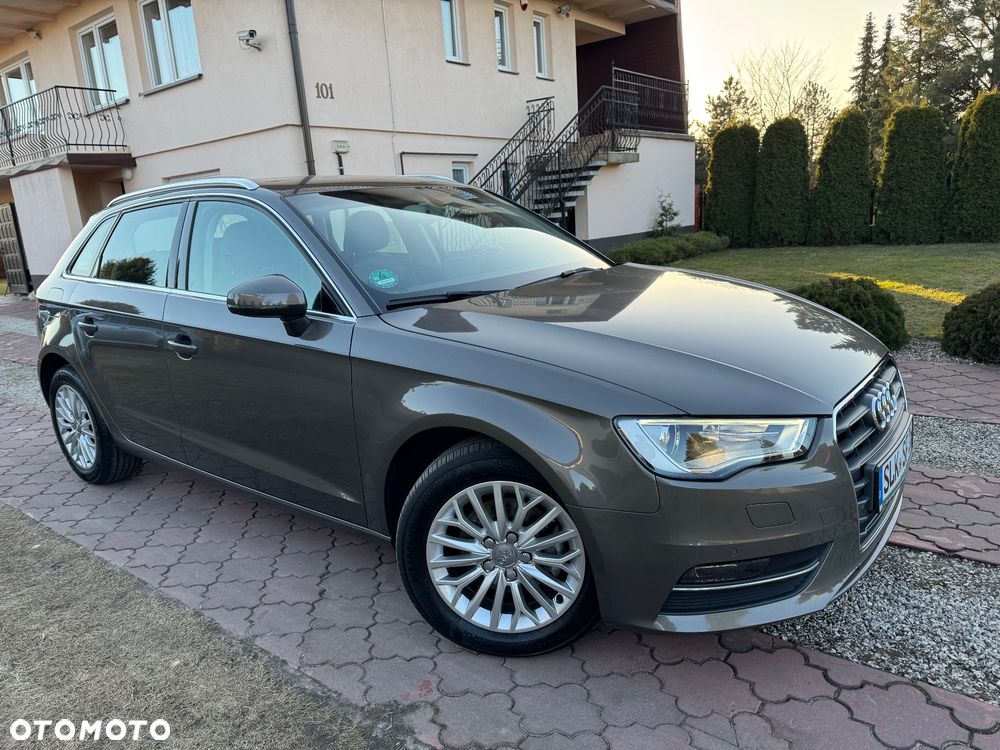 Audi A3 Sportback 1.6 TDI S tronic design - 4