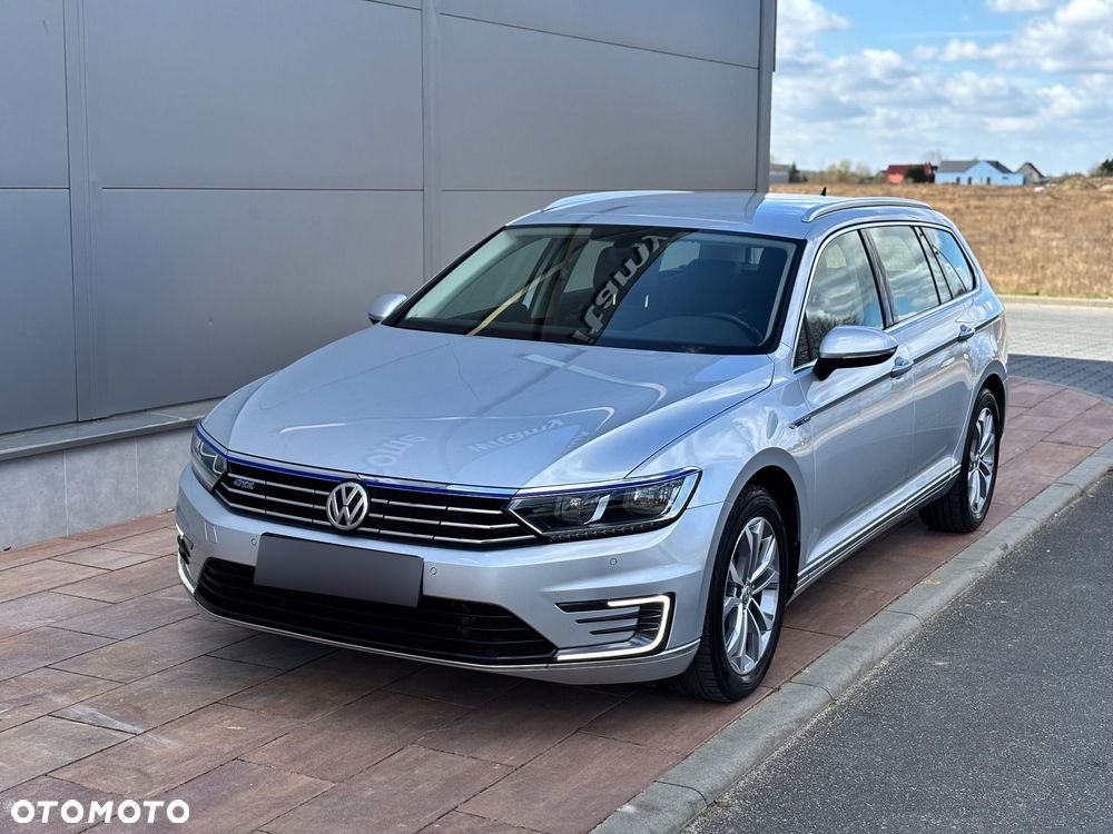 Volkswagen Passat - 9