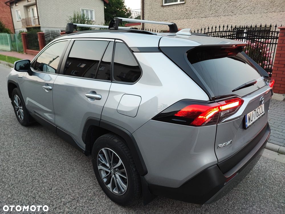 Toyota RAV4 - 11