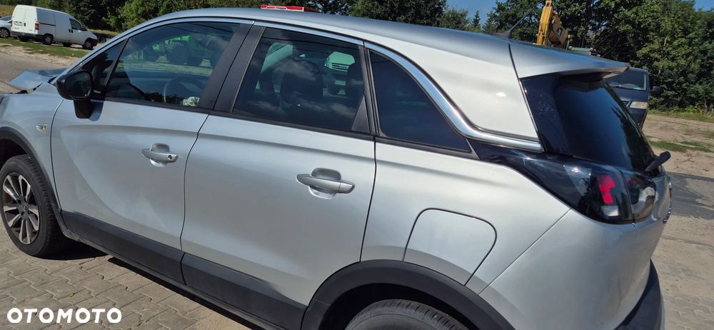 Opel Crossland X - 9