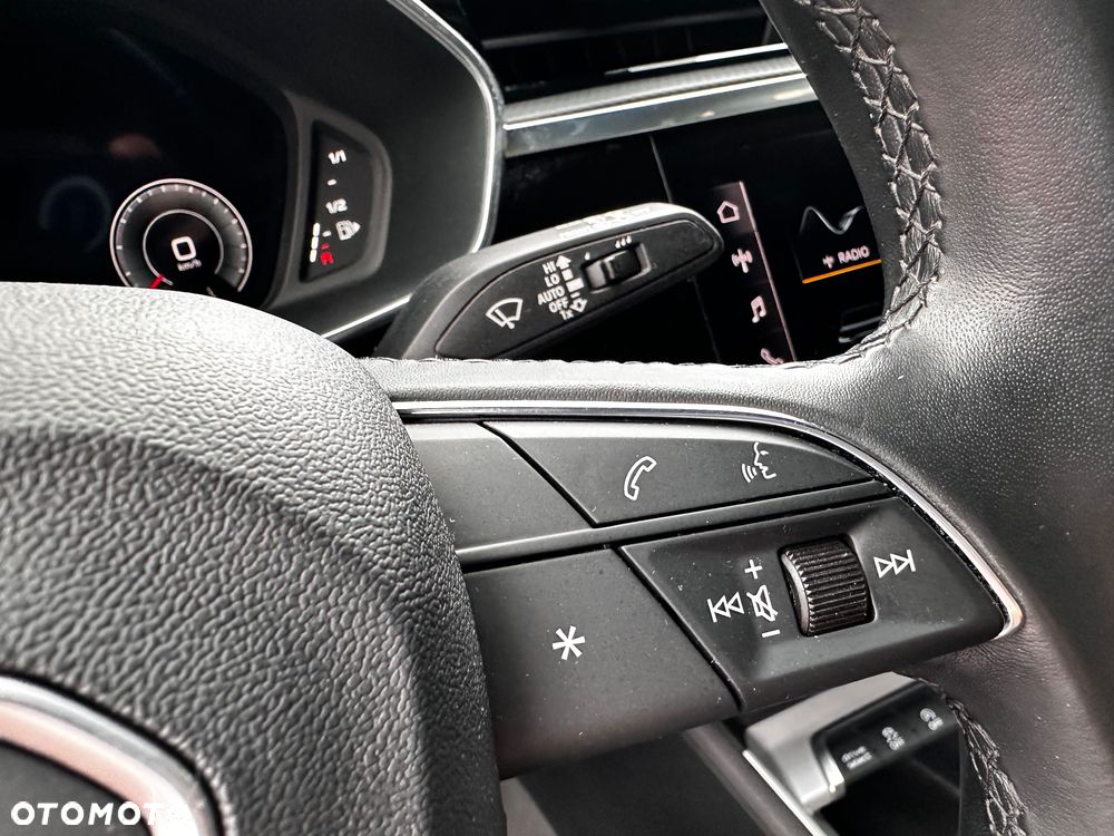 Audi Q3 Sportback 35 TDI S line - 33