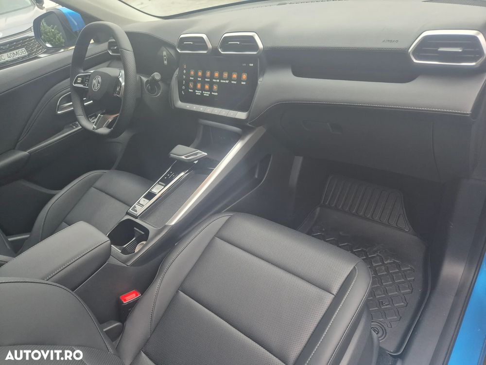 MG ZS HEV 1.5 GSI AT Exclusive - 30