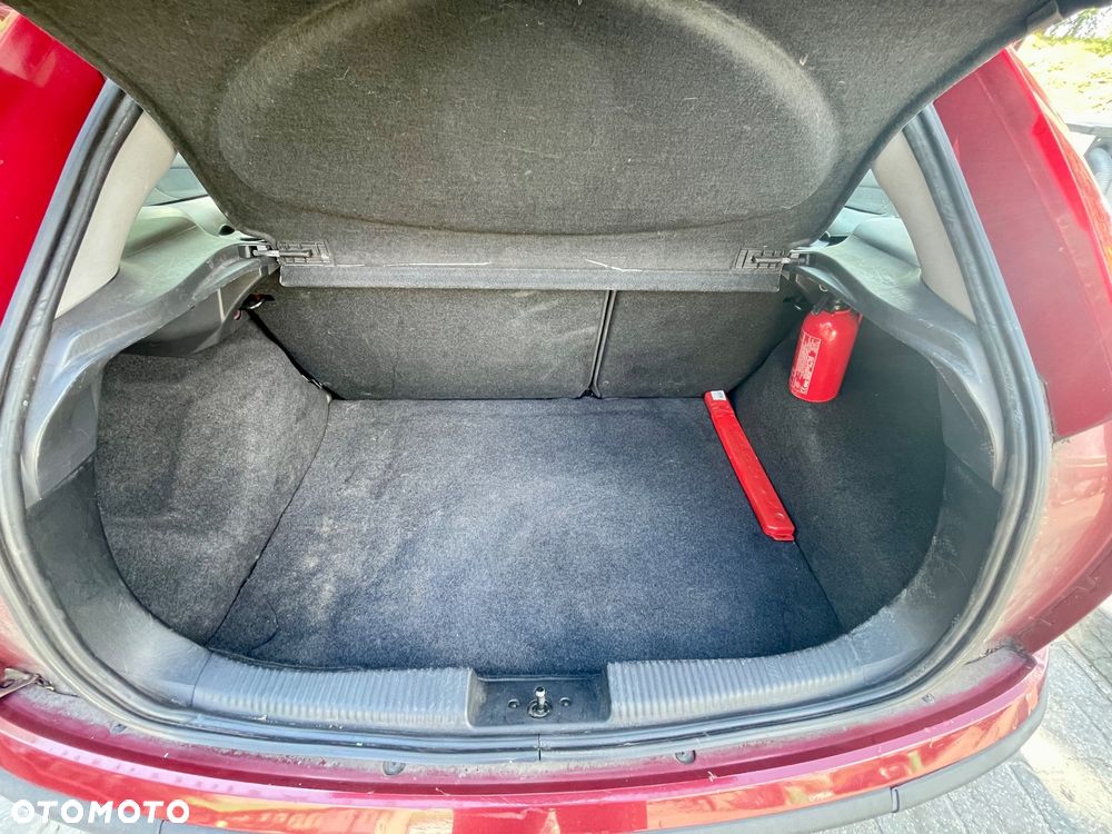 Ford Focus 1.6 X100 - 14