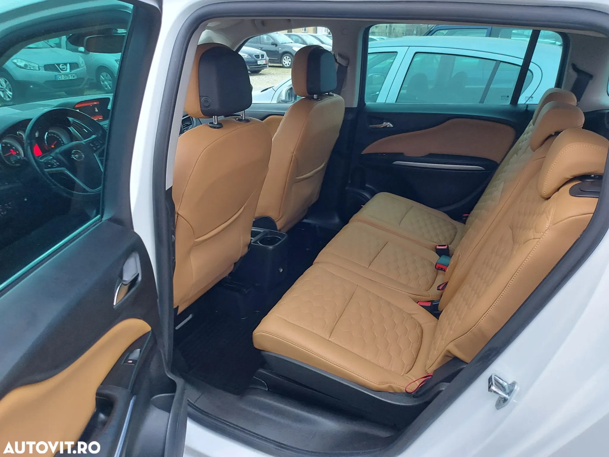 Opel Zafira - 16