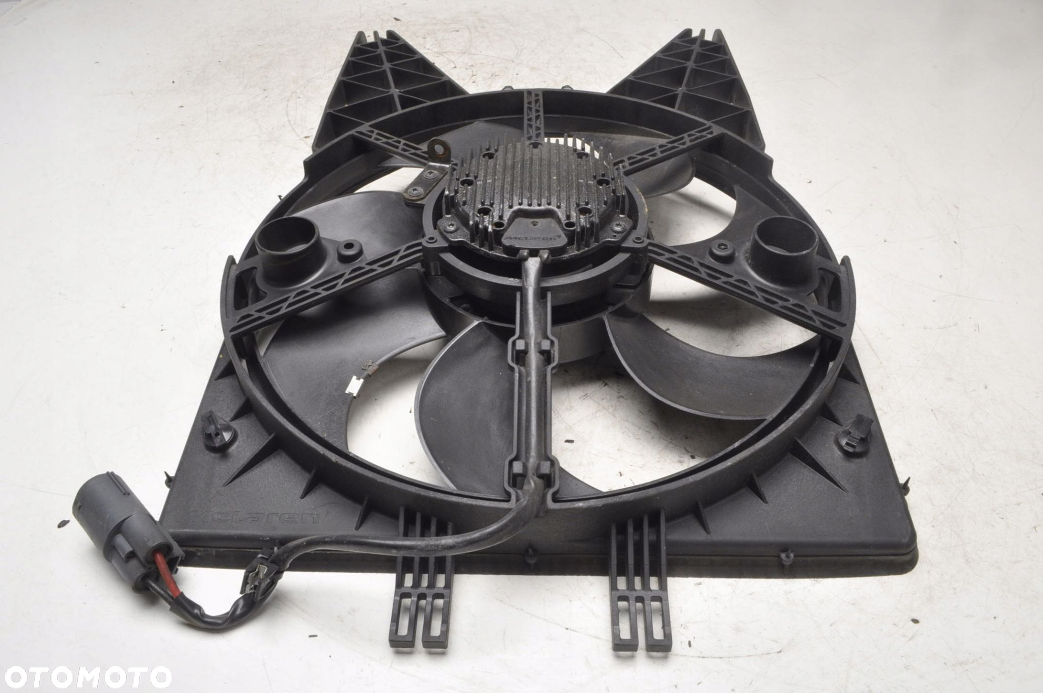 MP4 SPIDER 3.8 WENTYLATOR CHŁODNICY 11L0280CP.02 - 2