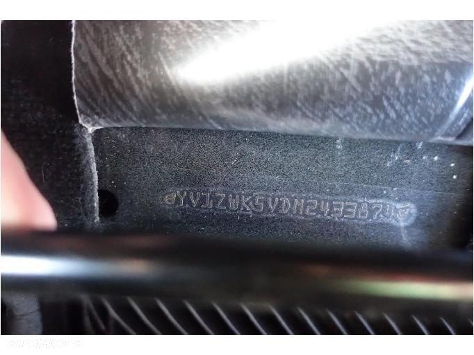 Volvo V60 B4 D Momentum - 10
