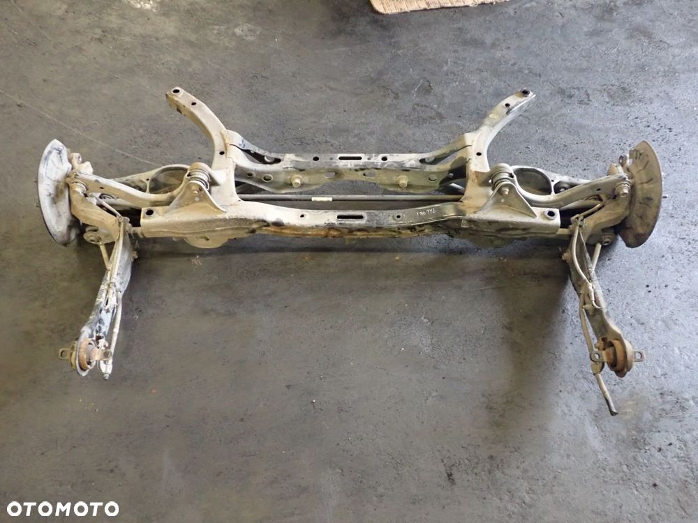 SANKI WÓZEK KOŁYSKA TYŁ HYUNDAI I30 III KOMBI - 1