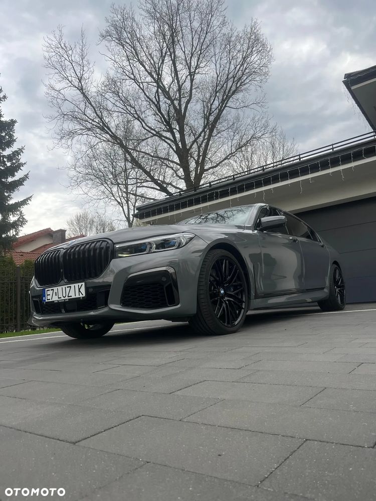 BMW Seria 7 750Li xDrive sport - 2