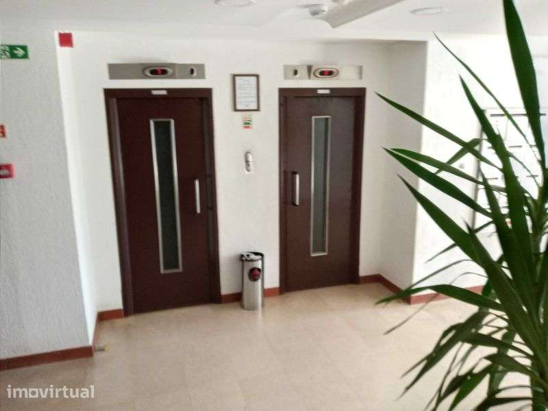 Apartamento T3 Mobilado - Grande imagem: 2/3